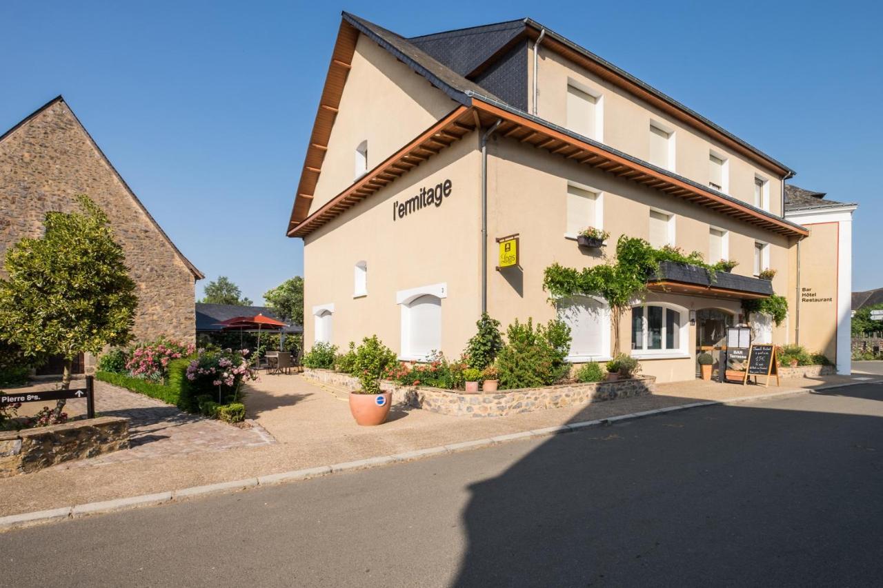 Logis L'Ermitage Hotel & Restaurant Saulges Buitenkant foto